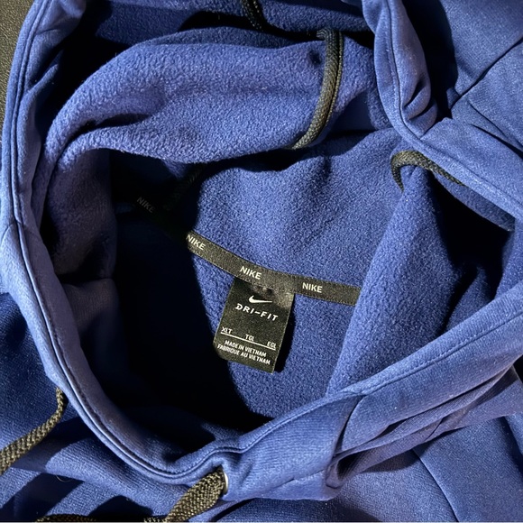 Nike Basketball Navy Blue Hoodie - Picture 6 of 6